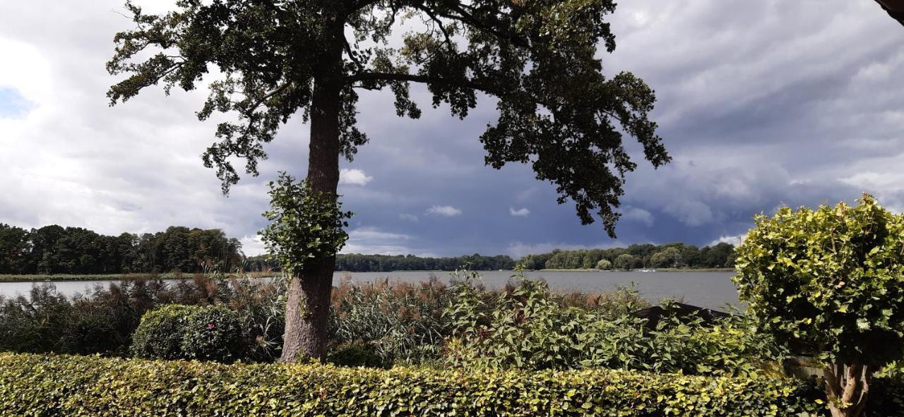 Bungalow Idylle Am See Neuruppin Exterior photo